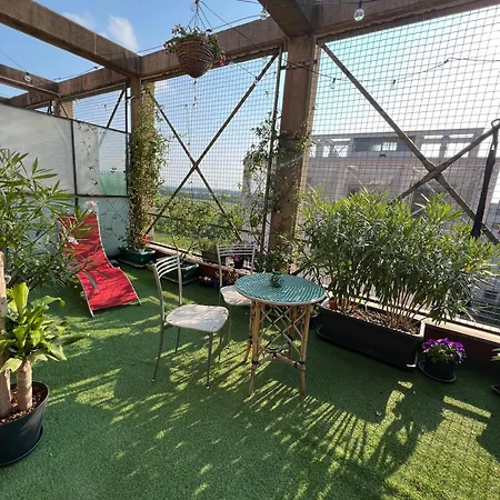 아파트 Floor With Rooftop Terrace, Quiet Area *